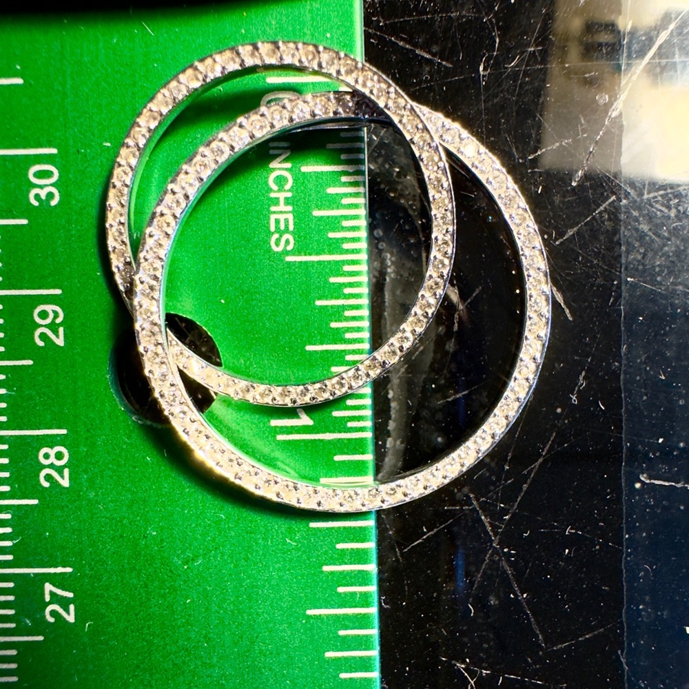 Rare 18k Roberto Coin Diamond Circle Pendant View 6